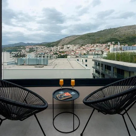 Apartment Residences *