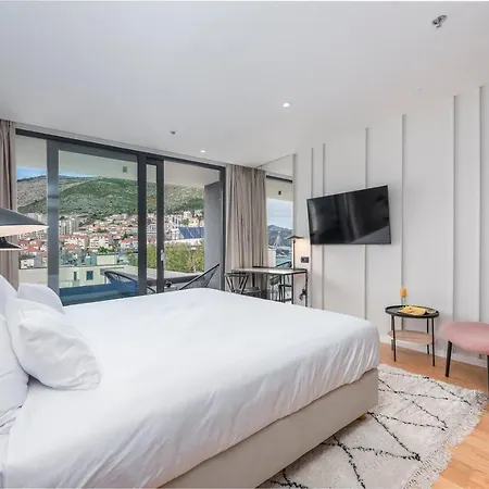 Residences *