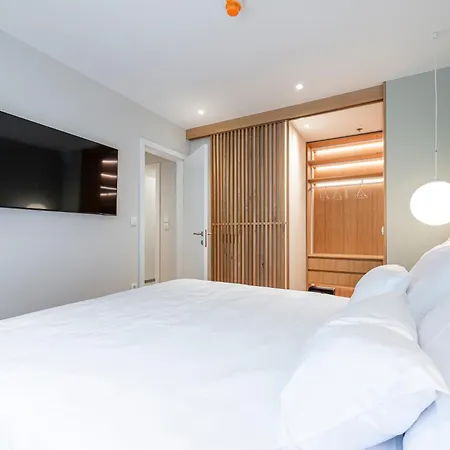 Apartment Residences *