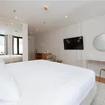 דירה Residences